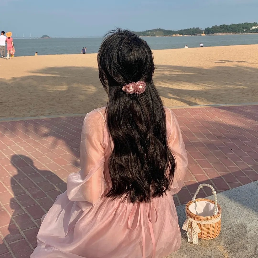 泉水叮咚 海报